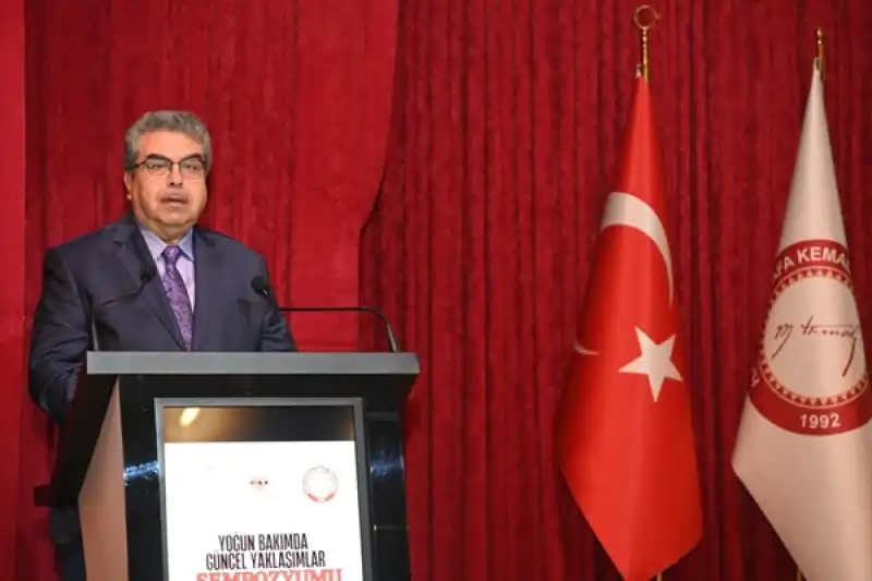 'Yoğun Bakımda Güncel Yaklaşımlar' Sempozyumu Düzenlendi