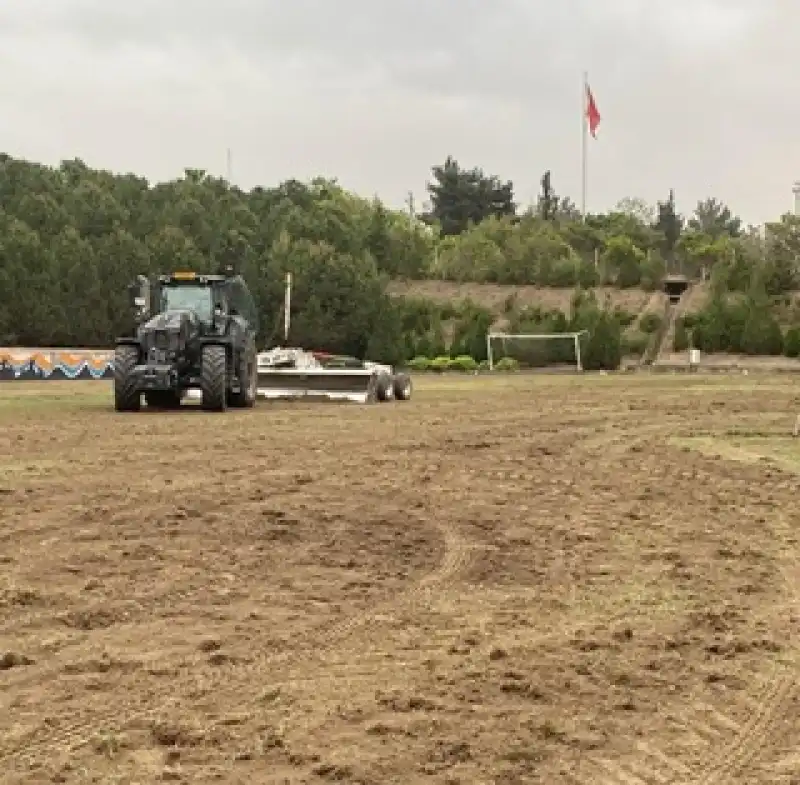 Karayılan Stadyumu Sentetik Çime Dönüşüyor