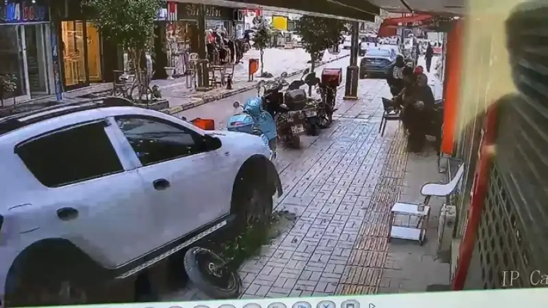 Kaldırıma Çıkan Cip Yürekleri Ağıza Getirdi!