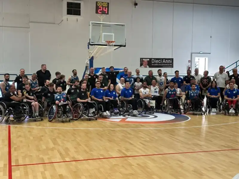 Tosyalı İskenderun Engelliler Basketbol Takımı Euro Cup şampiyonu Oldu
