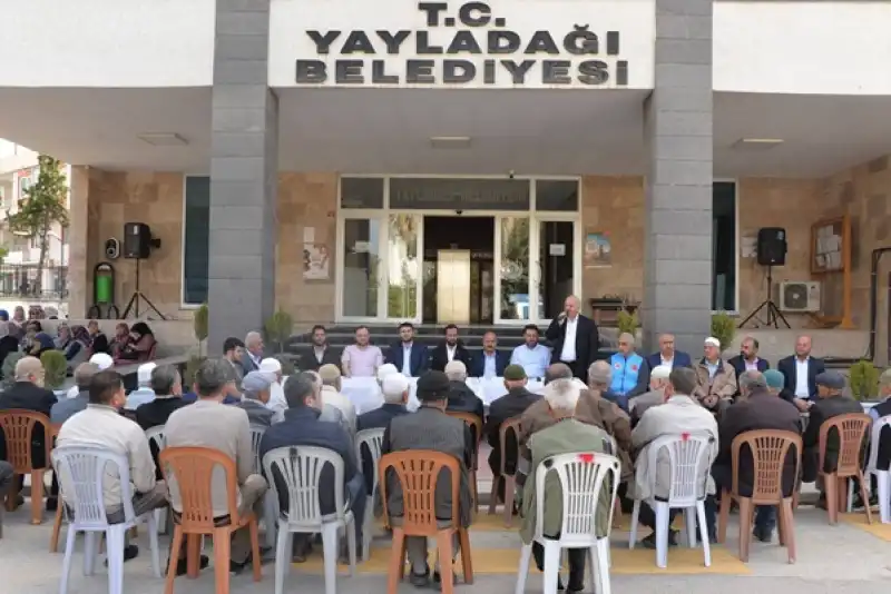 Yayladağı’nda Hacı Adayları Yolcu Edildi