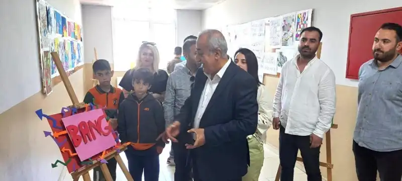 Gülistan: ''ufuk çizgisinden öteye'' Resim Ve Tasarım Sergisi Açılışına Katıldı