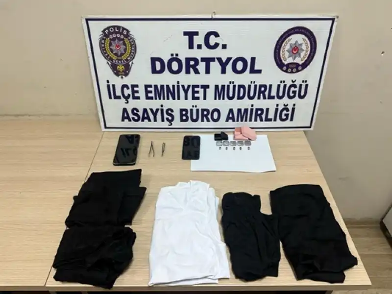 Hatay'da Ehliyet Sınavında Usulsüzlük Yapan 2 Zanlı Yakalandı
