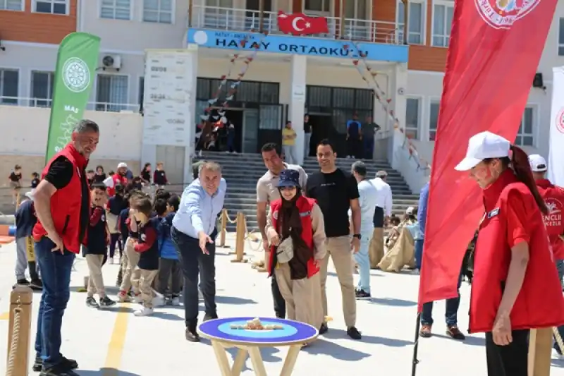 Geleneksel Oyunlar Tırı Hatay'da öğrencilerle Buluştu