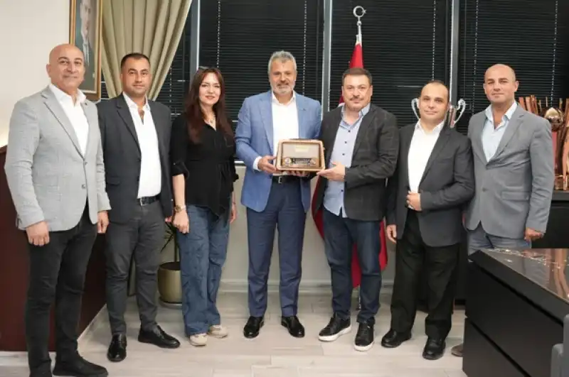 Başkan Öntürk; Radyocuları Makamında Kabul Etti