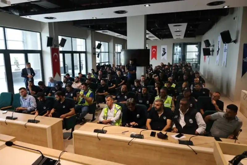 HBB, Böcek Profesörü ’nü Hatay’a Getirdi