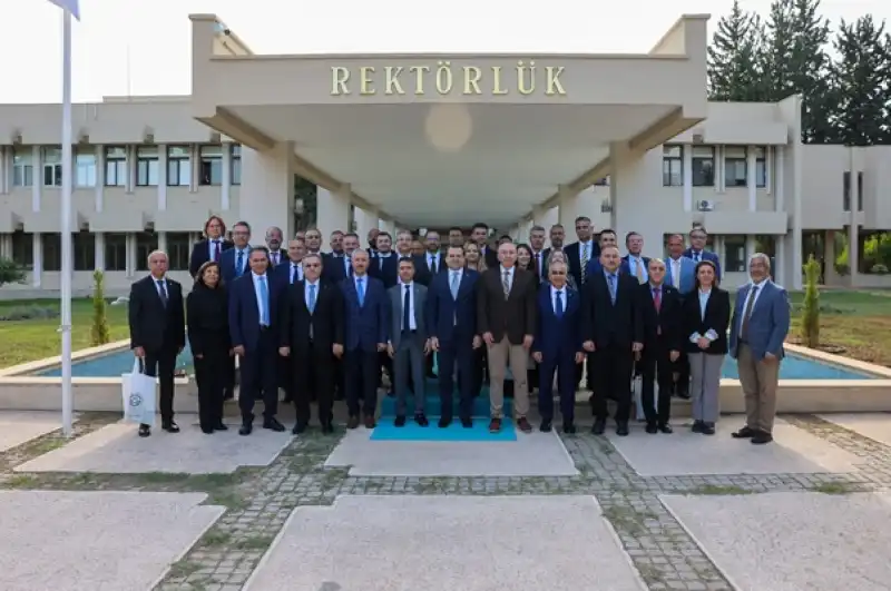 Rektör Eren, Bölgesel Sağlık Zirvesinde Hatay’ı Temsil Etti