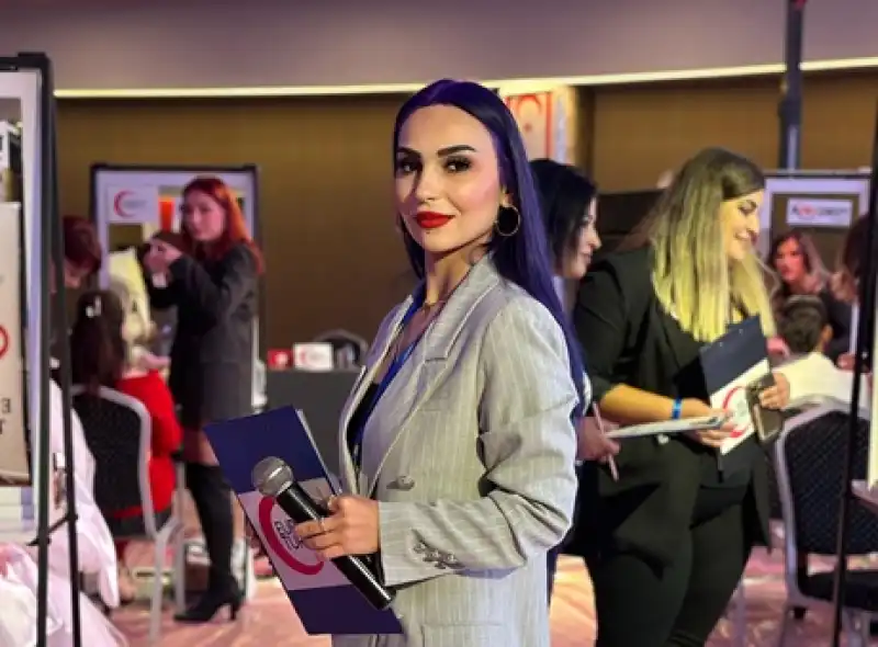 Makeup Artist İrem Gülüm, Kosova’da Ay Yıldızlı Bayrağımızı Dalgalandıracak