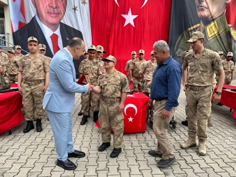 Hatay'da 14 Engelli Genç üniforma Giyip Bir Günlüğüne Asker Oldu