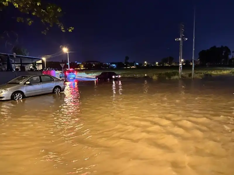Hatay Dörtyol'da Sağanak Ve Dolu Etkili Oldu