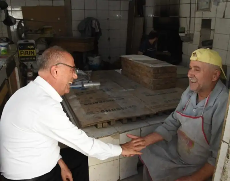 Yapar Uzun çarşıyı Ziyaret Etti Esnafla Bir Araya Geldi