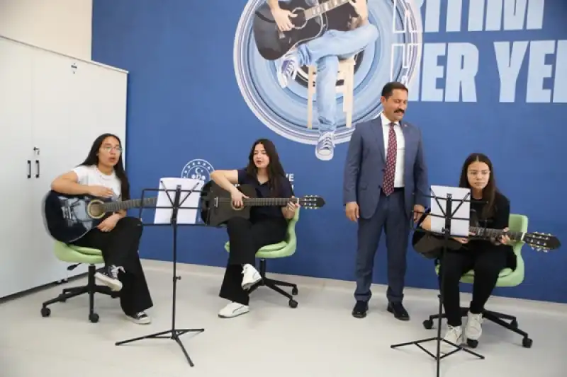 Yayladağı Gençlik Merkezi Hizmete Açıldı
