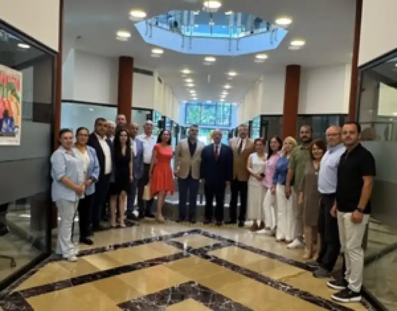 Hatay Ve Mersin Kent Konseyleri Kardeş Oldu