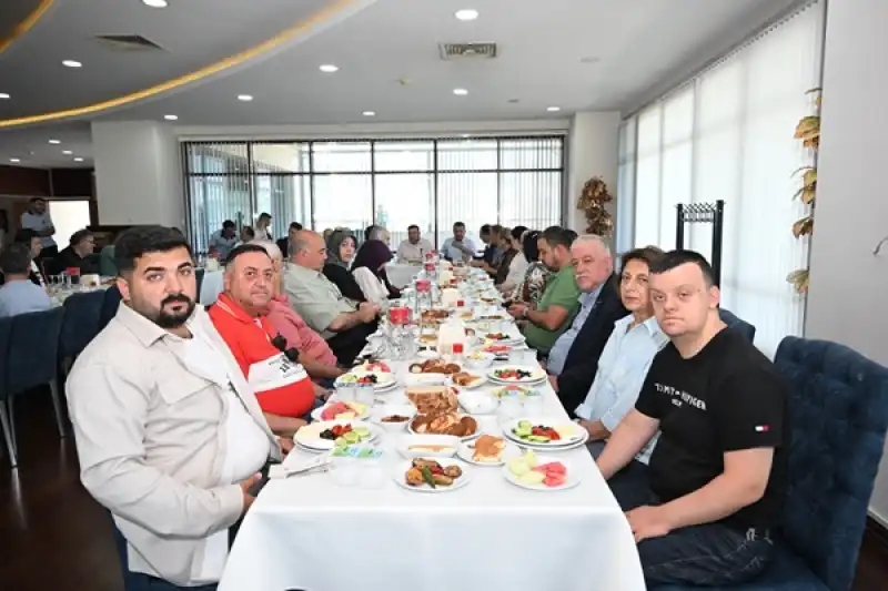 10 Ilden 35 Gazeteci K.Maraş’ta Dostluk Grubu Olarak Buluştu