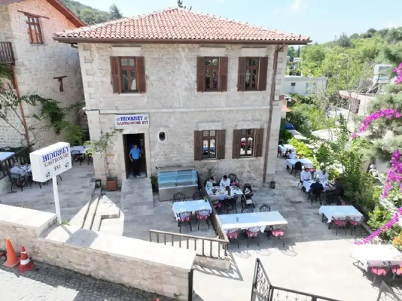 Hatay Mutfağının Kalbi Hıdır Bey’de