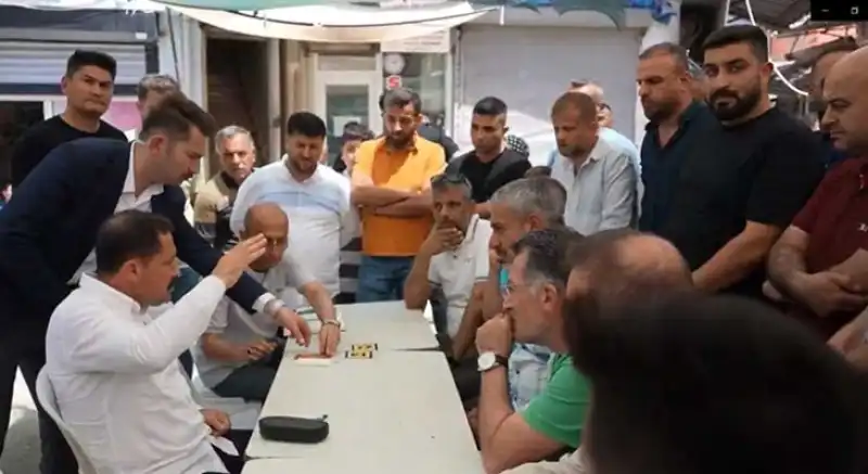 Hatay Valisi’nden Uzun Çarşı’da Pazar Mesaisi