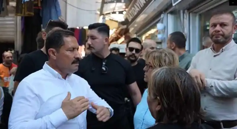 Hatay Valisi’nden Uzun Çarşı’da Pazar Mesaisi