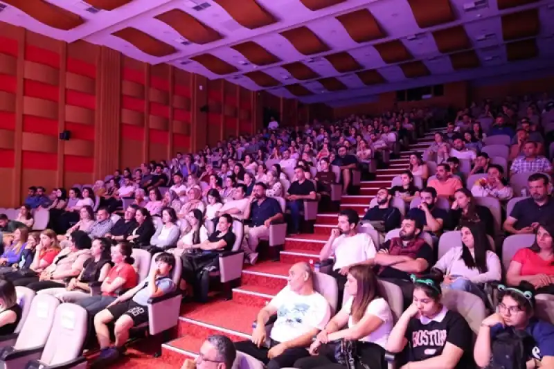 ‘İkinci Bahar’ Hatay’ı İlçe İlçe Geziyor