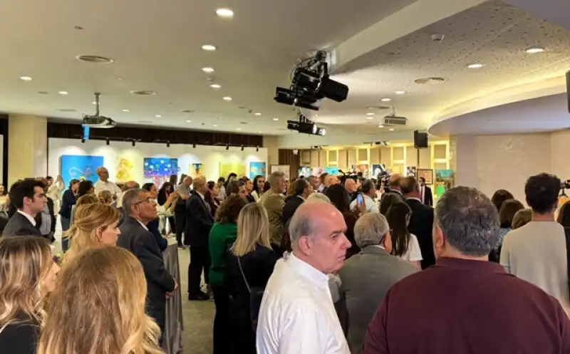 Rengimiz Antakya Sergisinde Sanatçılar Depremzede Öğrenciler İçin El Ele Verdi