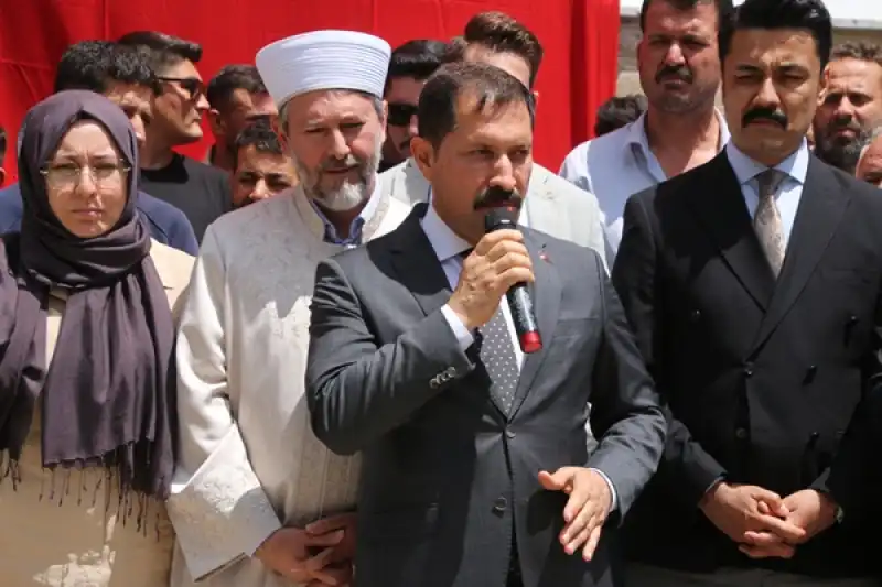 Hatay'da Depremde Yıkılan Caminin Yerine Yenisi Inşa Edildi  