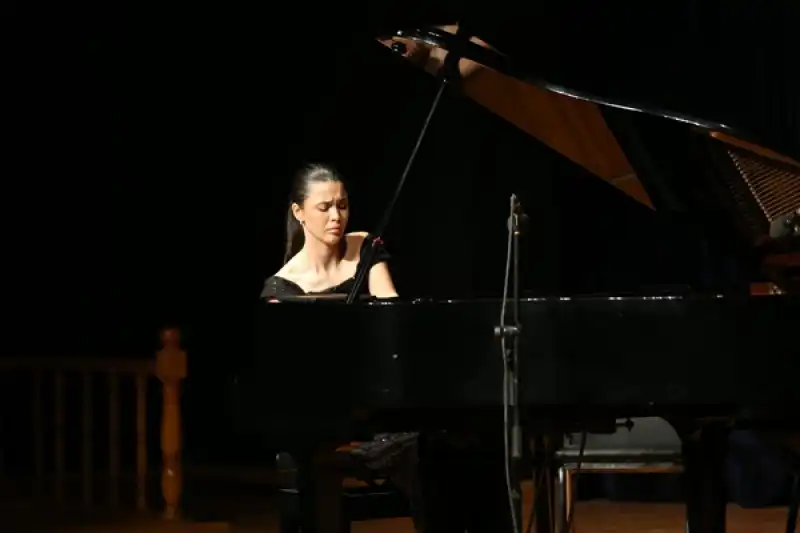 Piyanist İraz Yıldız, Hatay'da Konser Verdi
