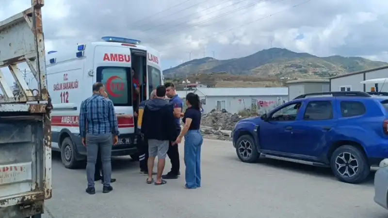 Samandağ'da Otomobille çarpışan Motosikletteki 1 Kişi Yaralandı 