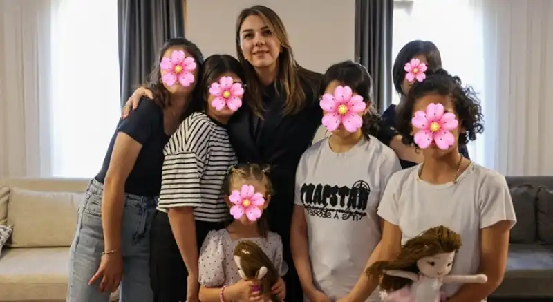 Esra Masatlı, Çocuklarla Birlikte Sevgi Dolu Bir Hikâye Yazdı!