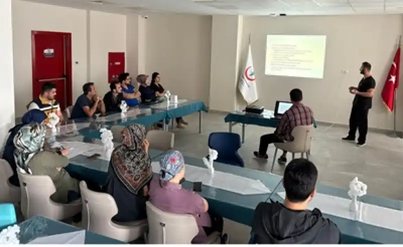 Altınözü Devlet Hastanesi’nde Kardiyak Yaşam Desteği Eğitimi Verildi