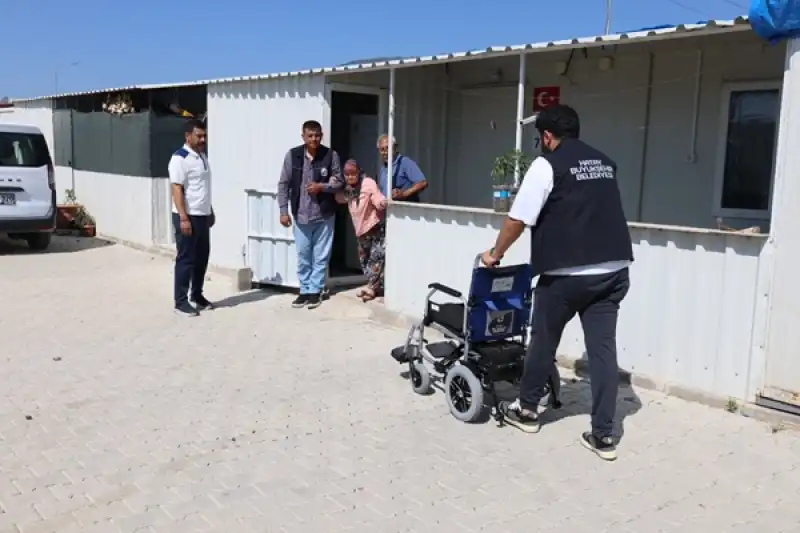 Engelli Bireylere Bayram Öncesi Akülü Araç Desteği