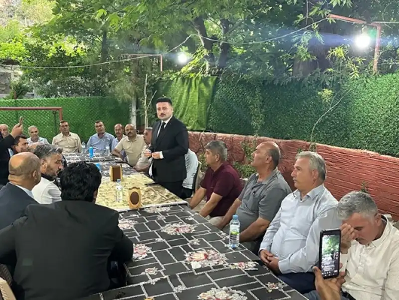 Hassa’da Kaymakamı Acar’a Veda Yemeği