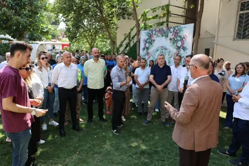 Başkan Yapar, Belediye Personelleri Ile Bayramlaştı