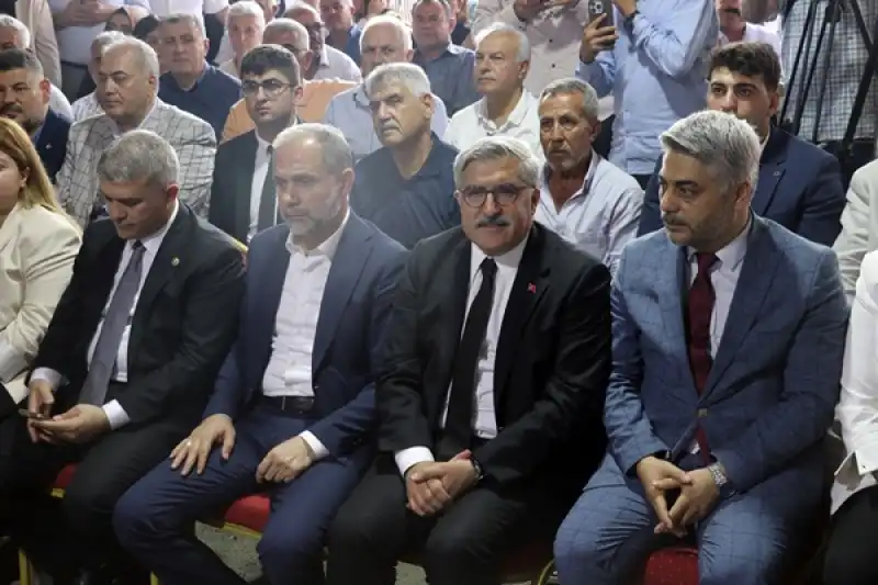 AK Parti Genel Başkan Yardımcısı Yayman, Hatay'da Bayramlaşma Programında Konuştu