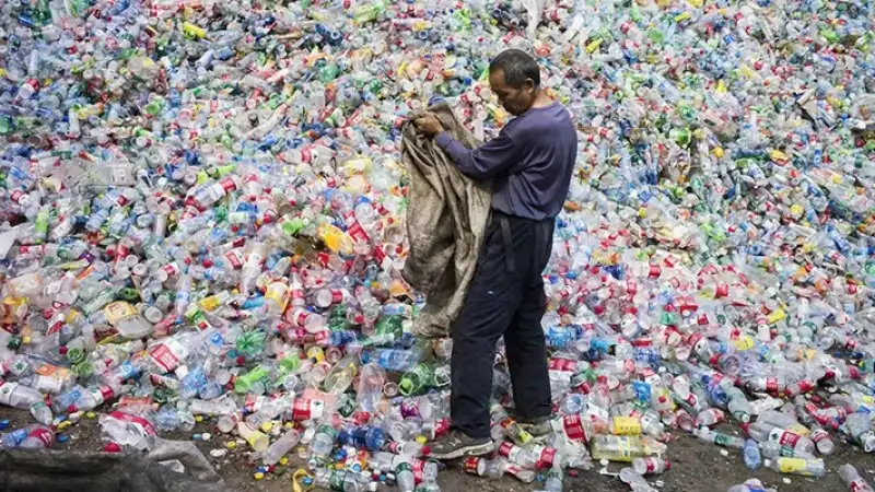 Plastik Kirliliğine Karşı Kampanya