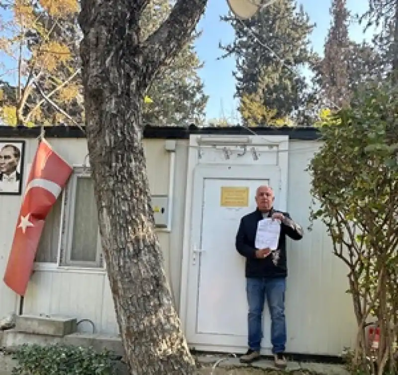 Muhtarlık Binasında 9 Aydır Elektrik Kesintisi Hırsızlara Davetiye Çıkardı!