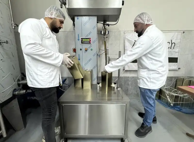 Kadın Mühendis Eşinin Memleketinde Devlet Desteğiyle Fabrika Kurdu