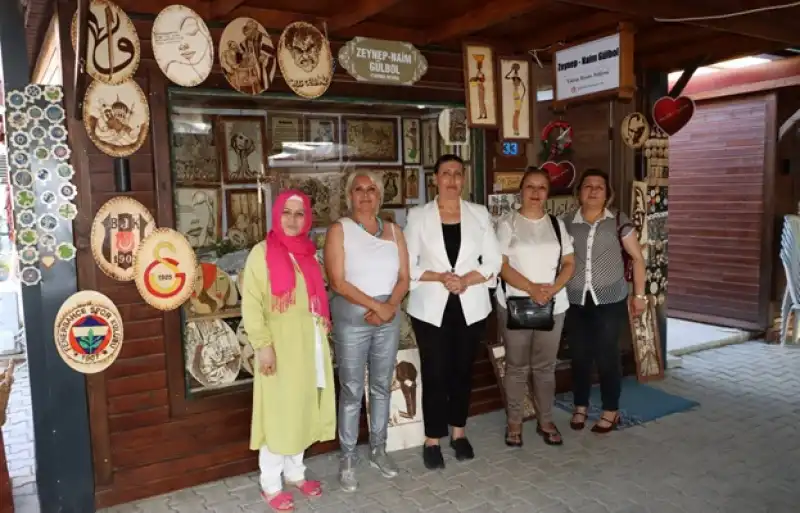 MHP Kaçep’ten Kültür Sanat Çarşısı’na Ziyaret