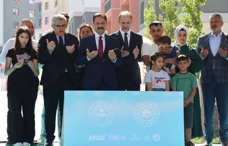 Hatay'da 22 Bin 239 Deprem Konutu Ve Iş Yerinin Daha Hak Sahibi Belirlendi