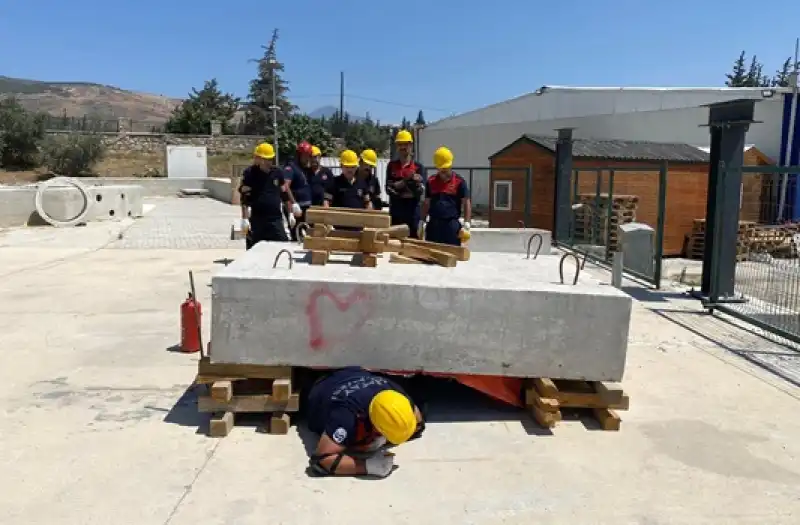 HBB’den Itfaiye Personeline Yönelik Eğitim 