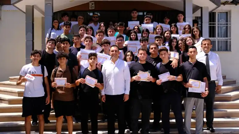 Başkan Özgün: “Çocuklarımızın Gözlerindeki Işık Umut Veriyor”