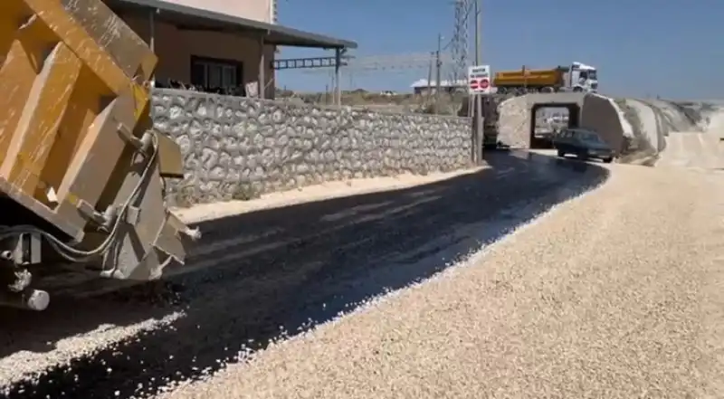 Büyükşehir'den Dağdüzü'ne Bir Haftada Asfalt Hizmeti 