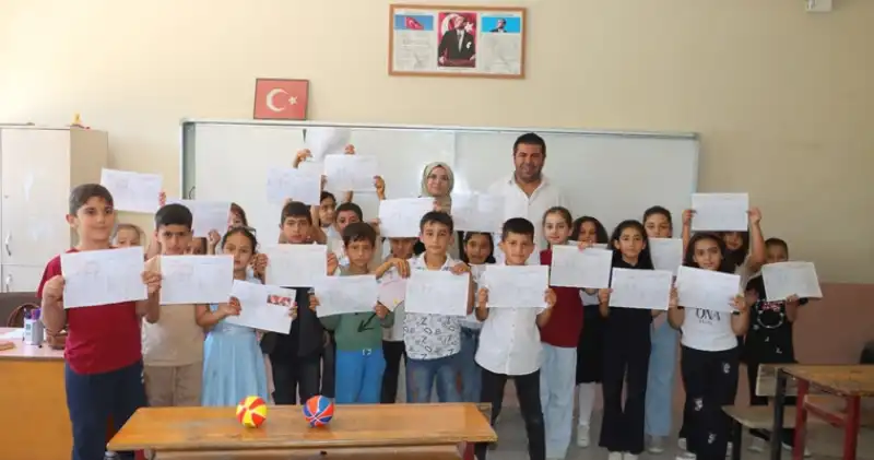 Altınkaya’lı Öğrencilerde Karne Heyecanı