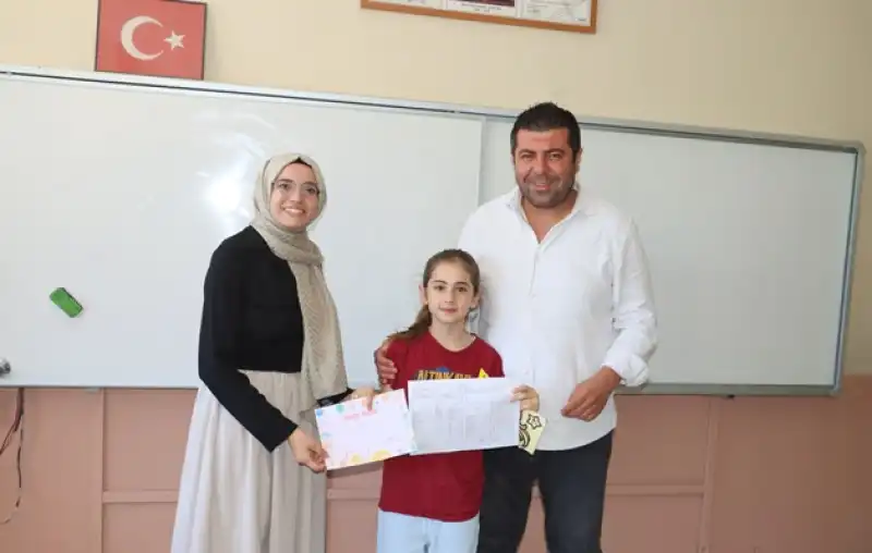 Altınkaya’lı Öğrencilerde Karne Heyecanı
