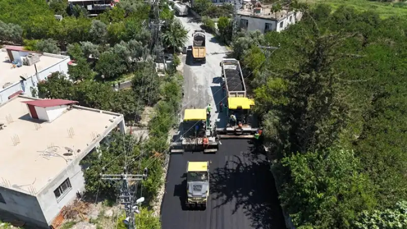 HBB, Dörtyol’da Asfaltlama çalışmalarını Sürdürüyor