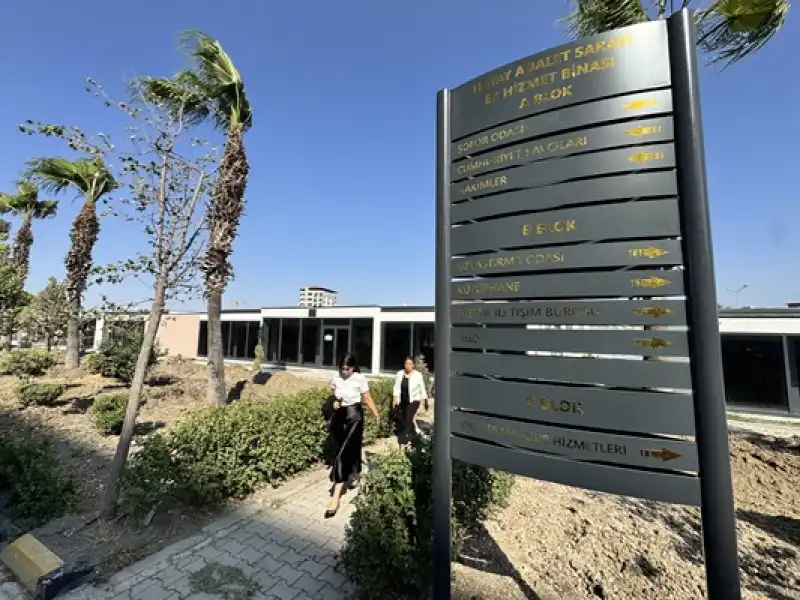 Hatay Adliyesinin çelik Konstrüksiyonla Tasarlanan Ek Hizmet Binası Açıldı