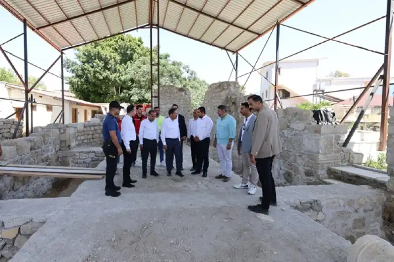 Hatay'da Depremde Kısmen Yıkılan Tarihi Kilisenin Restorasyonu Sürüyor