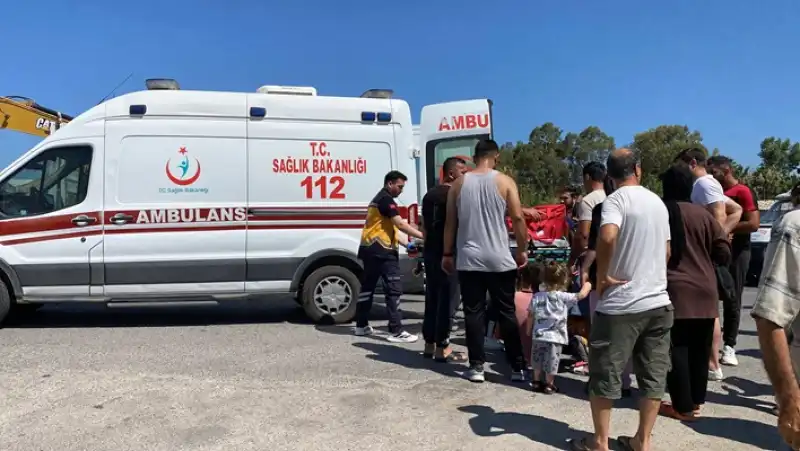 Hatay'da Kaçak Inşa Edilen Evin Yıkımı Sırasında çıkan Arbedede 1 Kişi Yaralandı