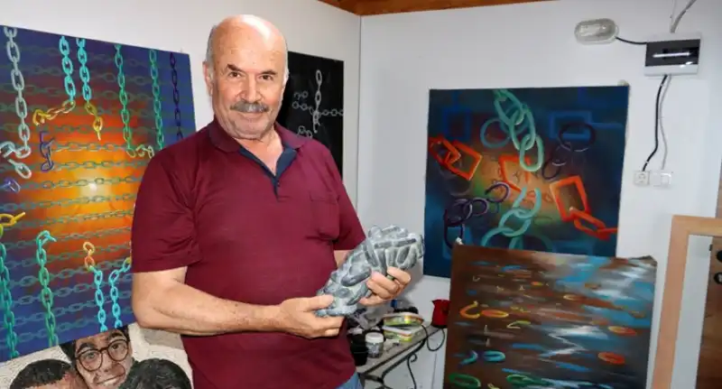 Modern Sanatta Zincirin Gücü: Ahmet Bostancı’nın Tabloları Konuşuluyor