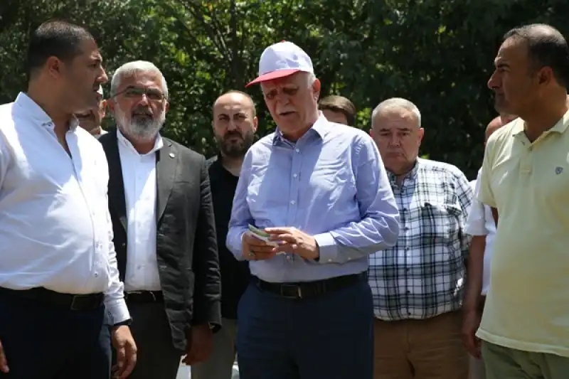 TZOB Genel Başkanı Bayraktar, Hatay'da Narenciye Bahçelerinde Incelemelerde Bulundu