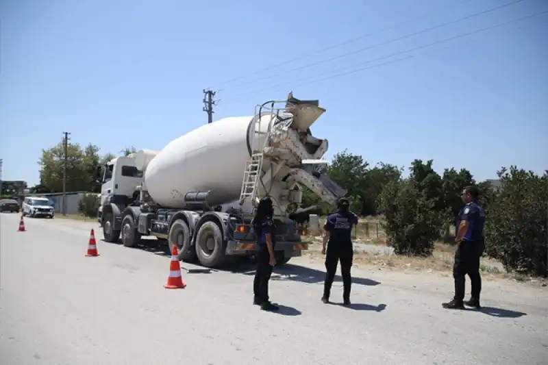 İş Makineleri, Zabıtanın Radarında