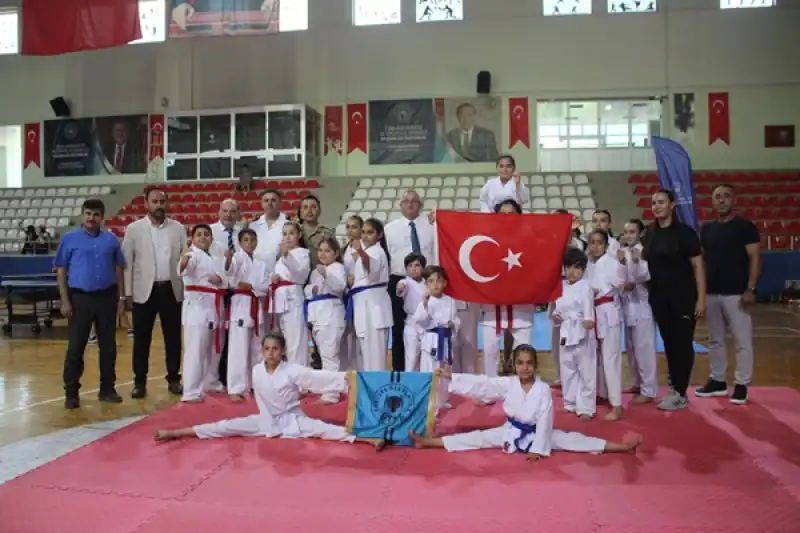 Hatay'da GSB Spor Okulları Ve Engelsiz Spor Okulları Açıldı